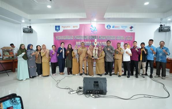 SLB Pangkalpinang Juara Umum LKS